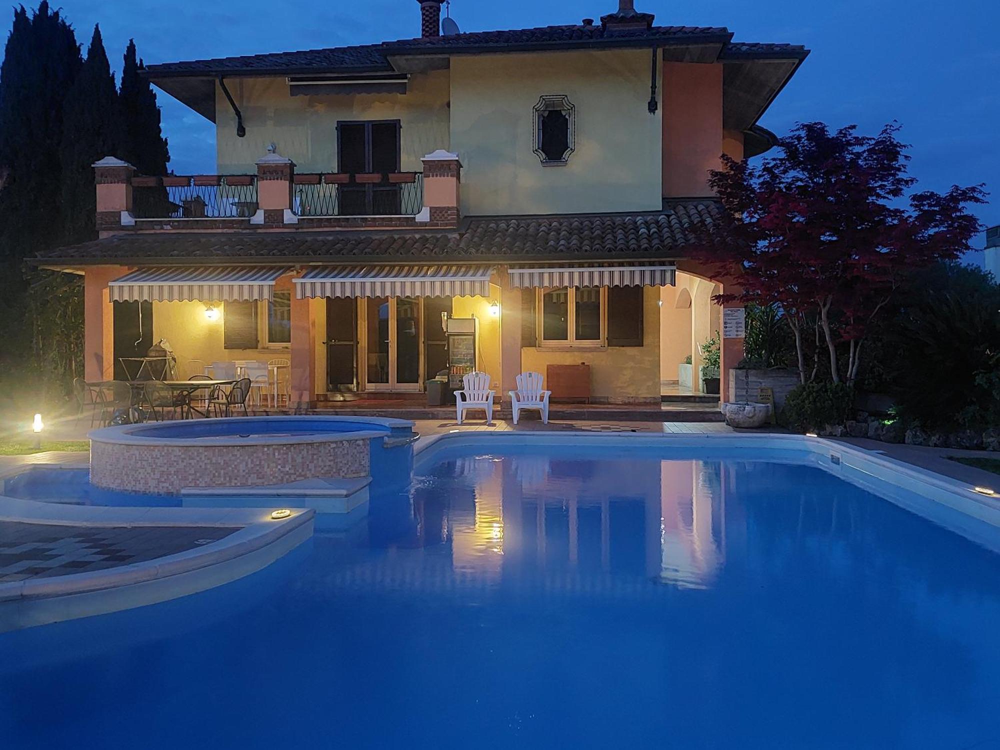 B&B Villa Giulia Desenzano del Garda Exterior photo