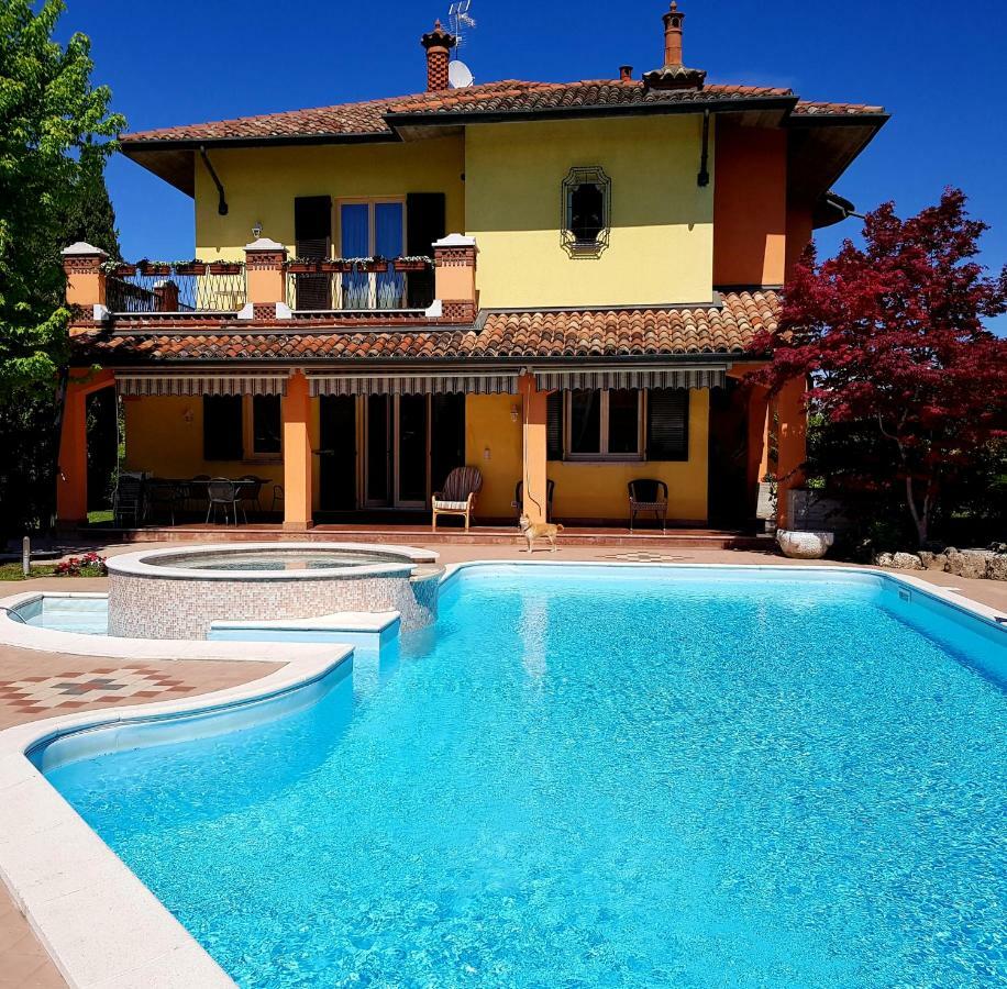 B&B Villa Giulia Desenzano del Garda Exterior photo